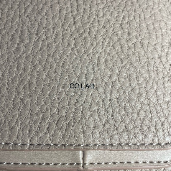 Colab- Soft Leather Purse - Picture 4 of 6